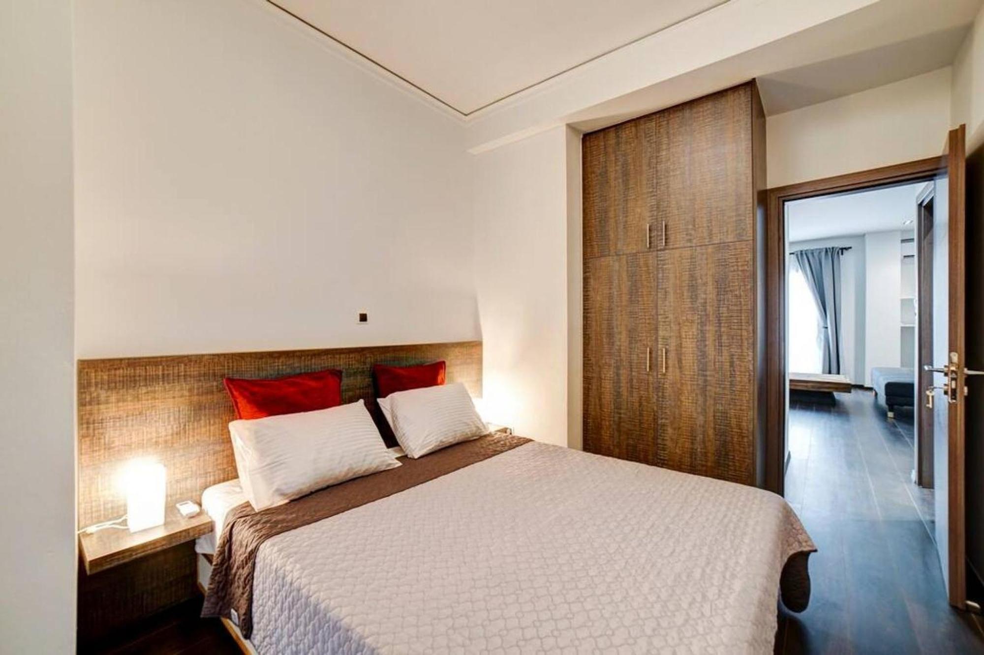 Classy And Stylish Apartment Next To Hilton Atina Dış mekan fotoğraf