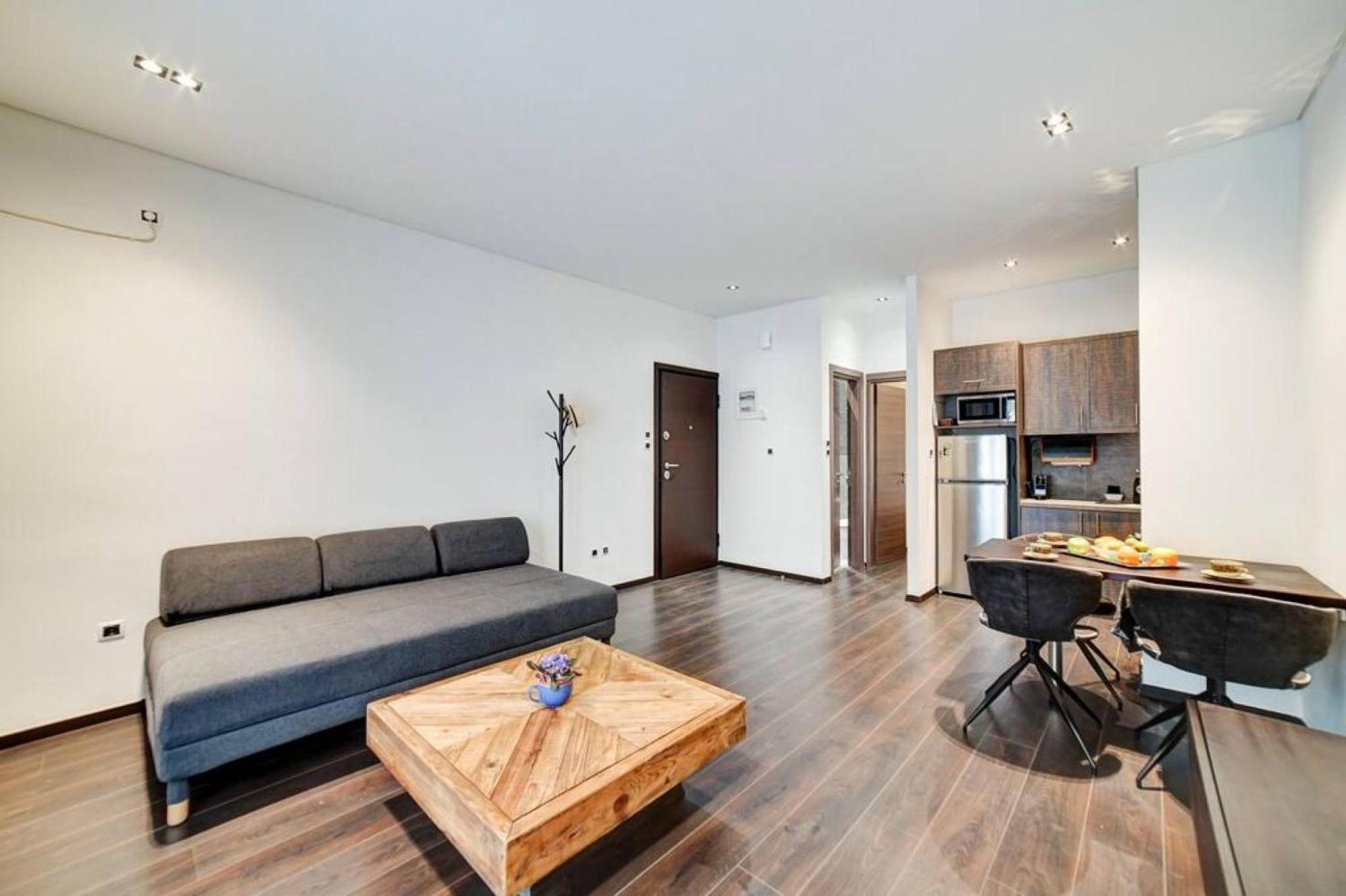 Classy And Stylish Apartment Next To Hilton Atina Dış mekan fotoğraf