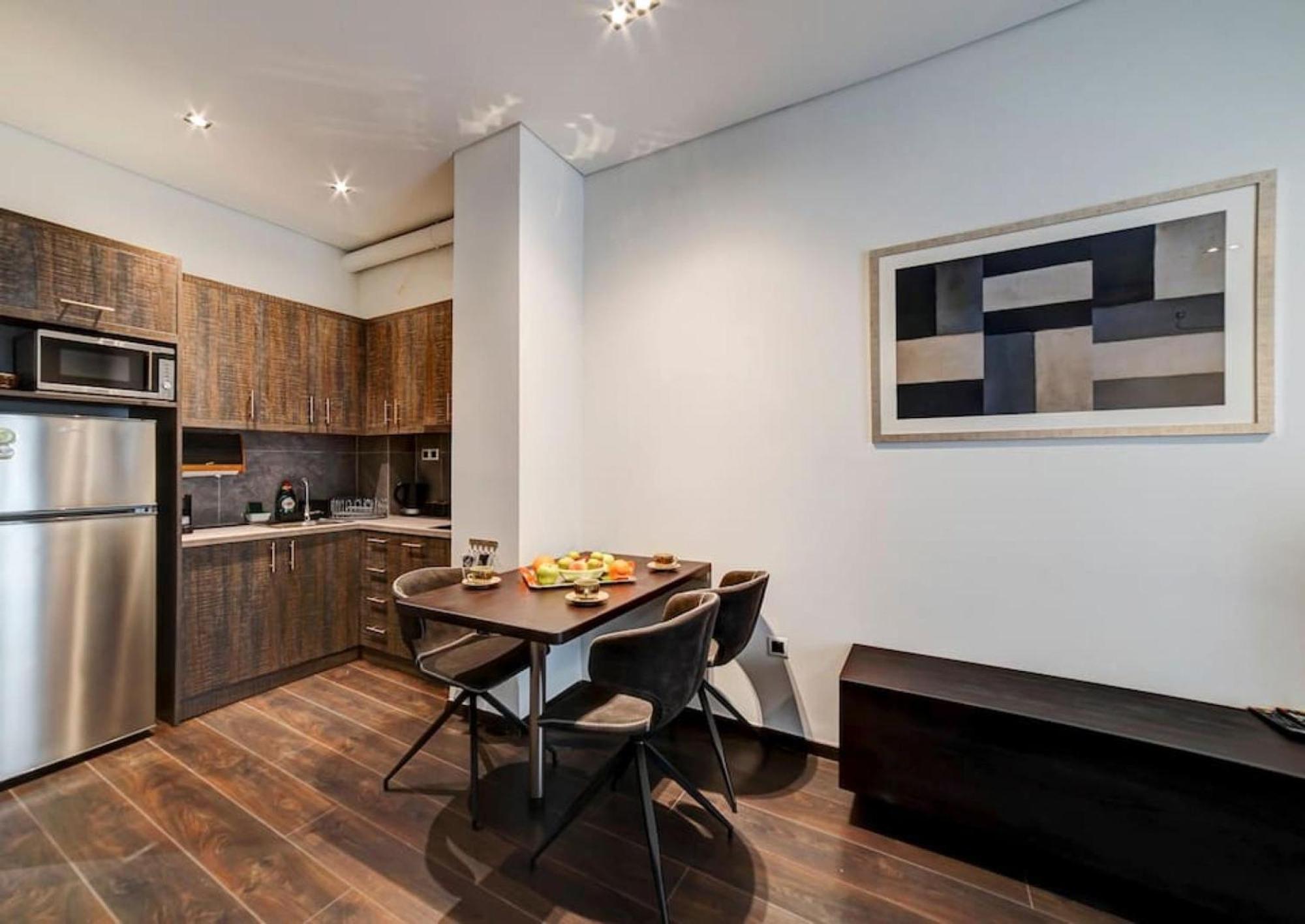 Classy And Stylish Apartment Next To Hilton Atina Dış mekan fotoğraf
